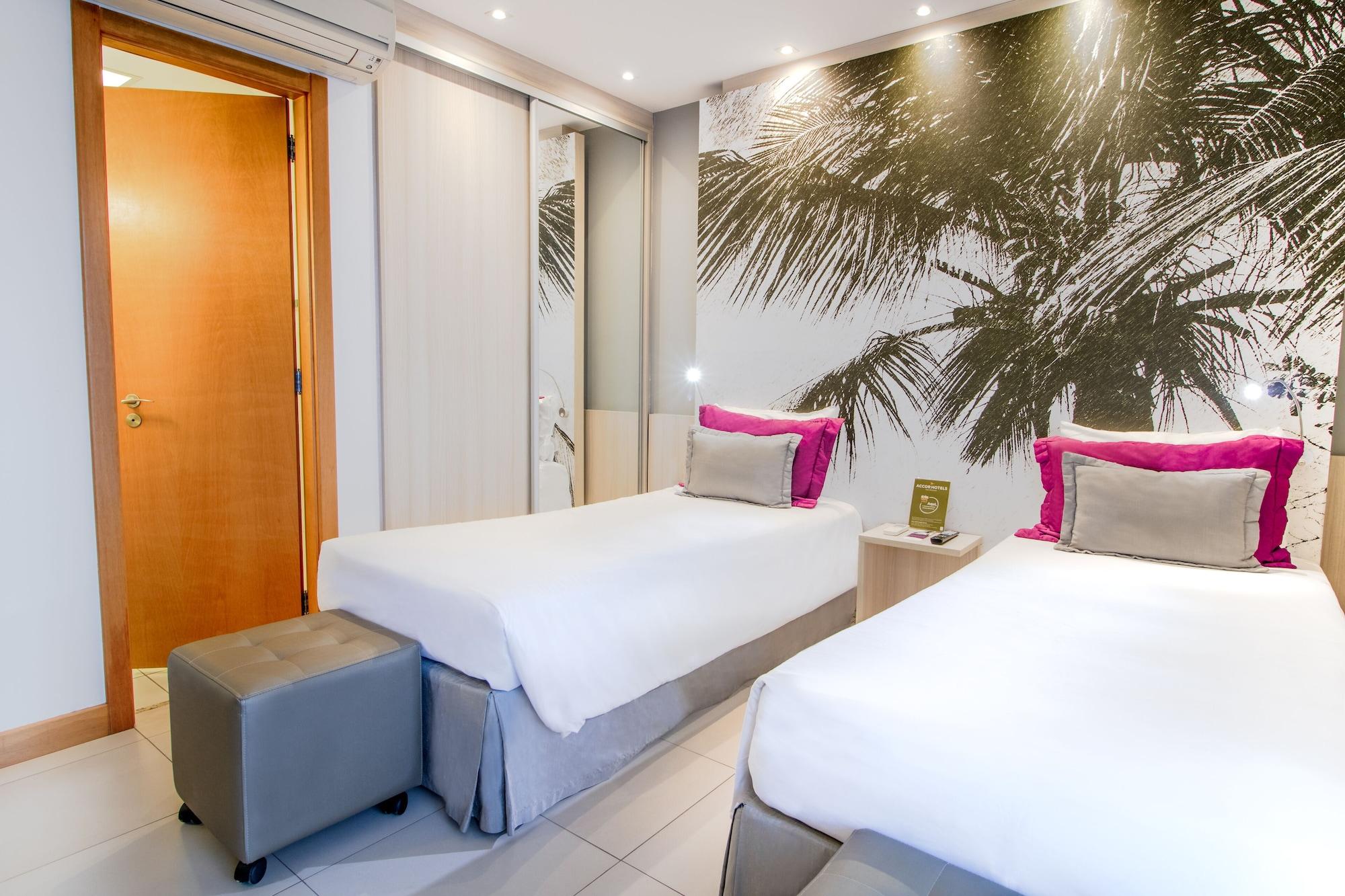 Mercure Salvador Boulevard Hotel Esterno foto