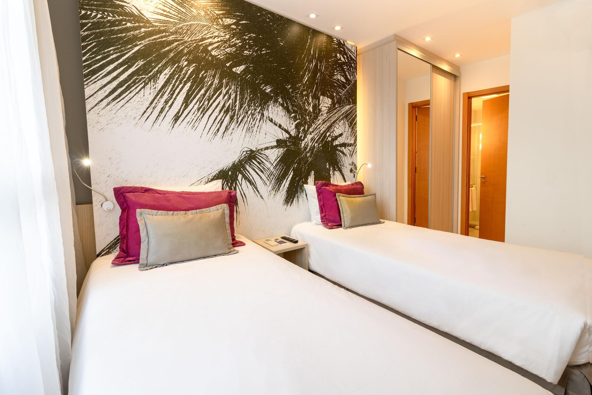 Mercure Salvador Boulevard Hotel Esterno foto