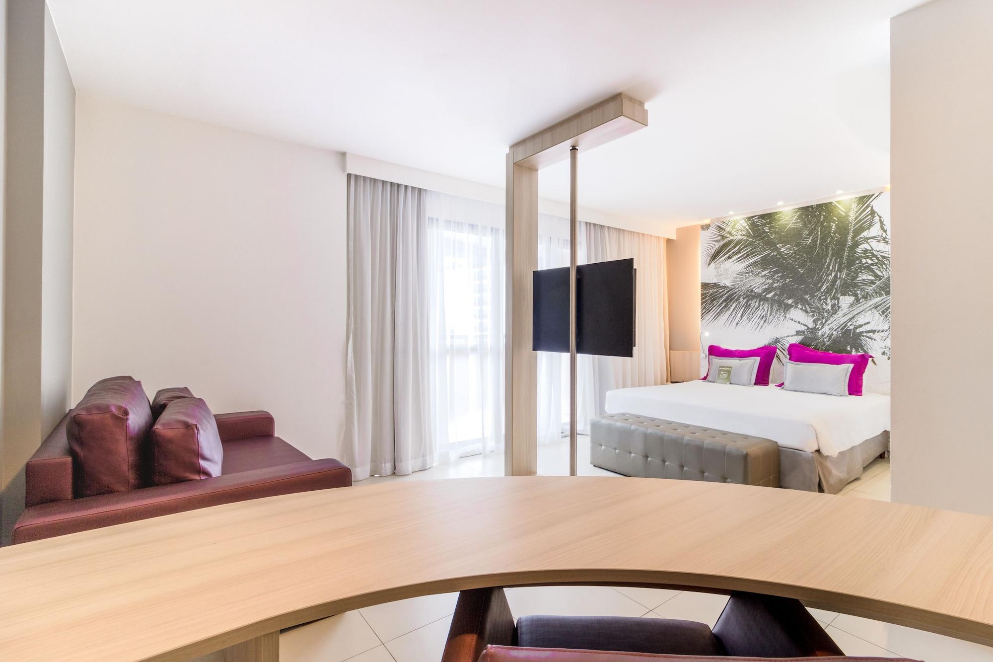 Mercure Salvador Boulevard Hotel Esterno foto