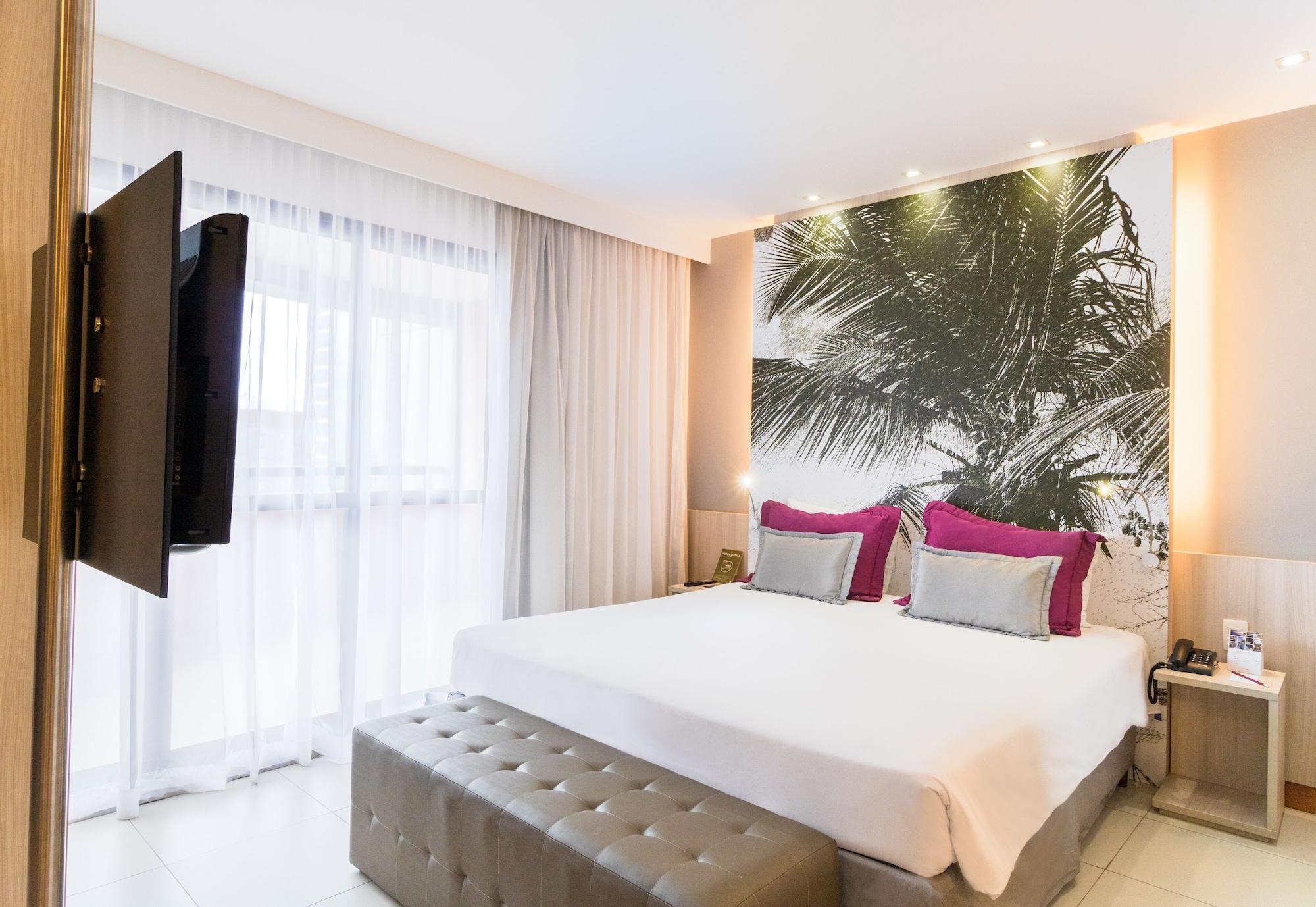 Mercure Salvador Boulevard Hotel Esterno foto